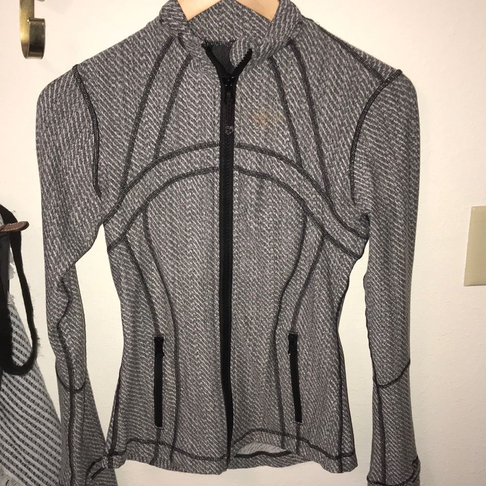 Lulu define jacket